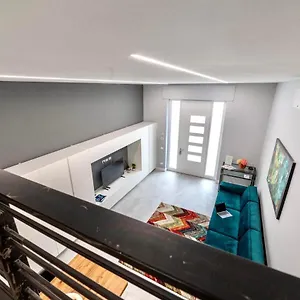  Apartment 27 Italy